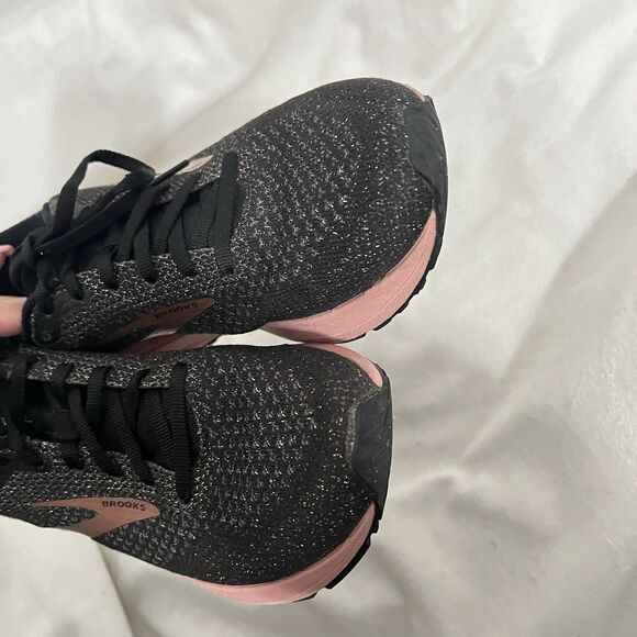 Brooks Revel 4 Sneakers Womens Size 7.5 Black Rose Gold Running Gym Energize - Picture 6 of 9